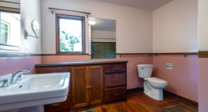San Pascual Bathroom 1